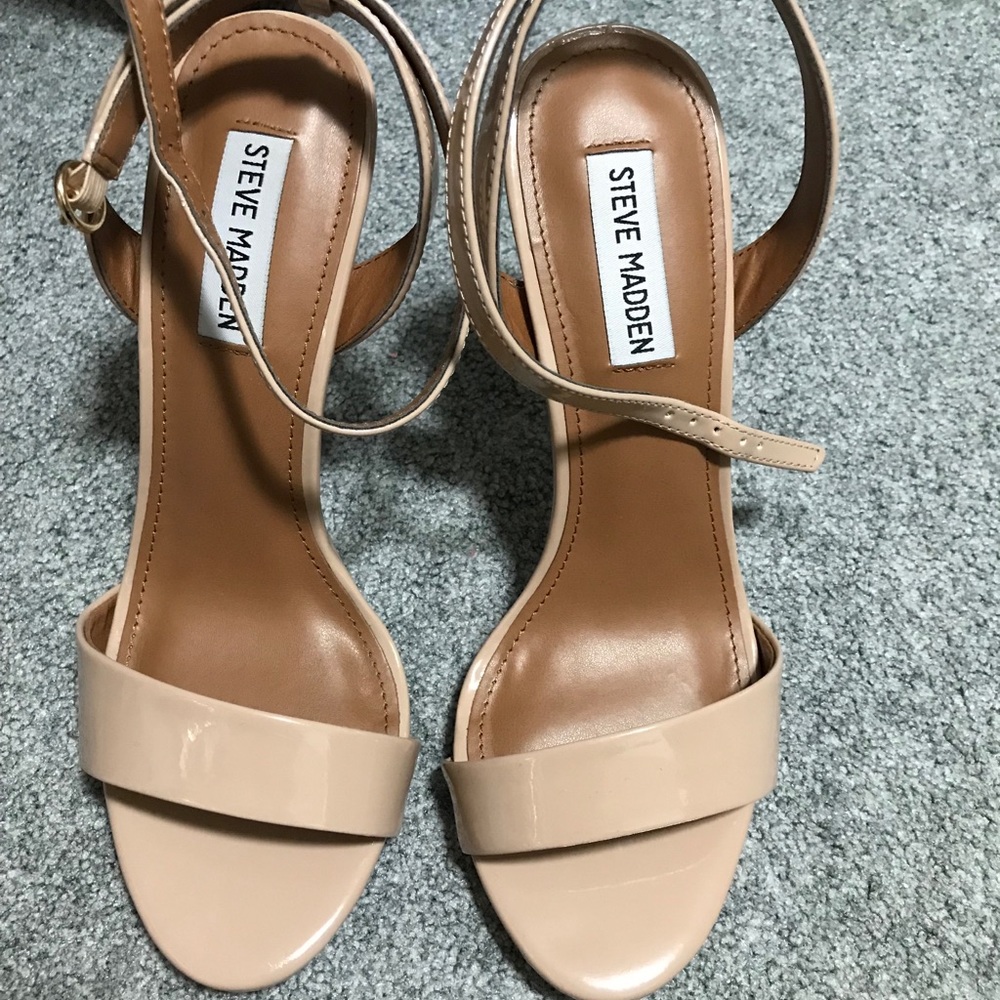 Nude heels